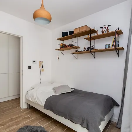 Bright Cozy Apartment+City Garden+Outdoor Jacuzzi 헨트